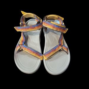Teva Hurricane Sandals Women’s Size 9‎